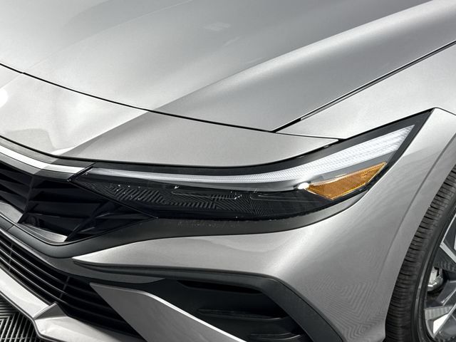 Used 2025 Hyundai Elantra Hybrid For Sale in Indianapolis, IN