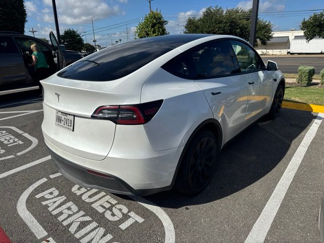 Thumbnail: 2023 Tesla Model Y - 4