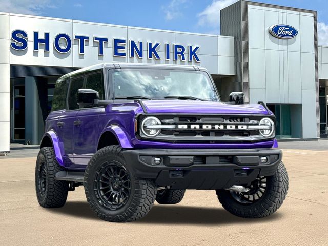 2026 Ford Bronco Outer Banks 4x4's photo