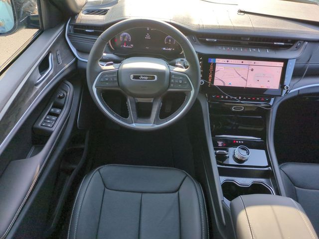 new 2026 Jeep Grand Cherokee car, priced at $46,250