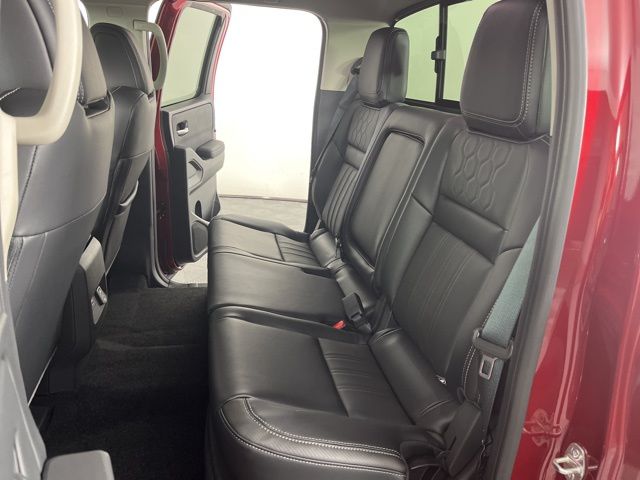 2025 Cardinal Red Metallic Tricoat Nissan Frontier SL RWD Truck