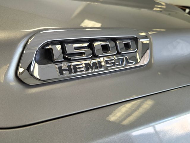 Used 2019 Silver Ram Laramie image 18