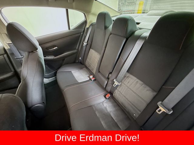 2025 Nissan Sentra SR - Photo 8