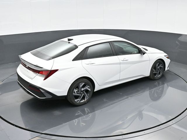 2025 Hyundai Elantra SEL 26