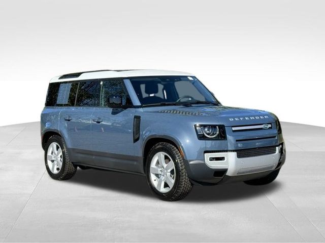 2025 Land Rover Defender 110 S 7