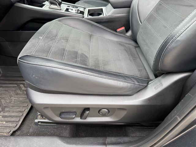 2024 Mitsubishi Outlander SE Black at Emmons Autoplex