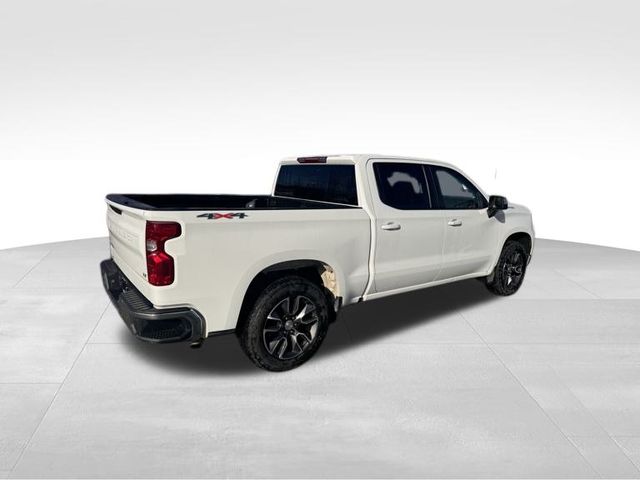 2022 Chevrolet Silverado 1500 LT 3