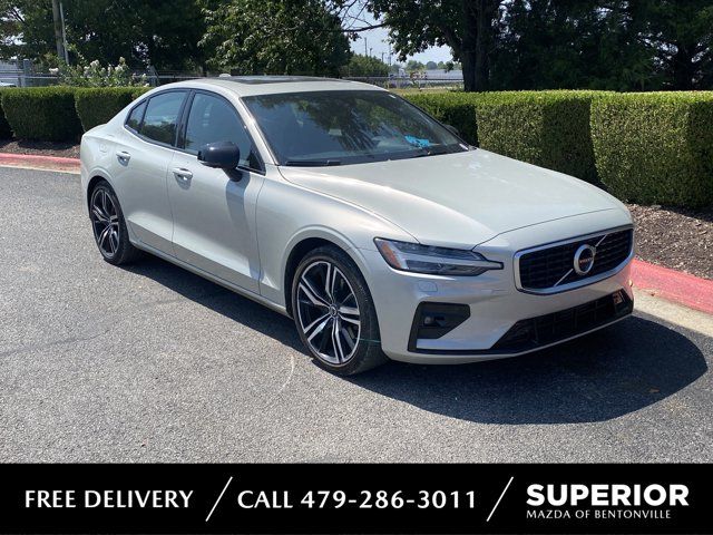 2020 Volvo S60 T5 R-Design FWD