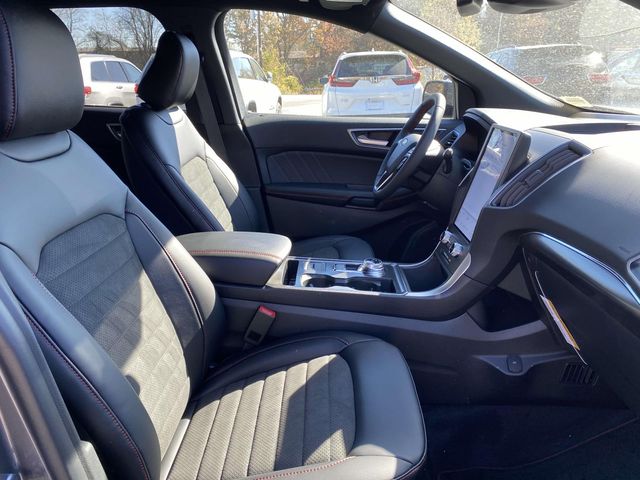 2024 Ford Edge ST Line 34