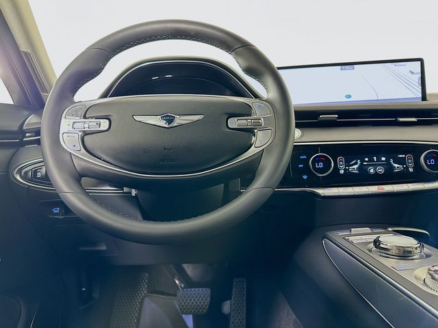2025 Genesis GV70 Select 23