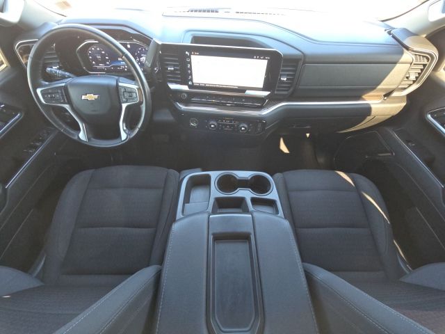 2023 Chevrolet Silverado 1500 LT:45138A