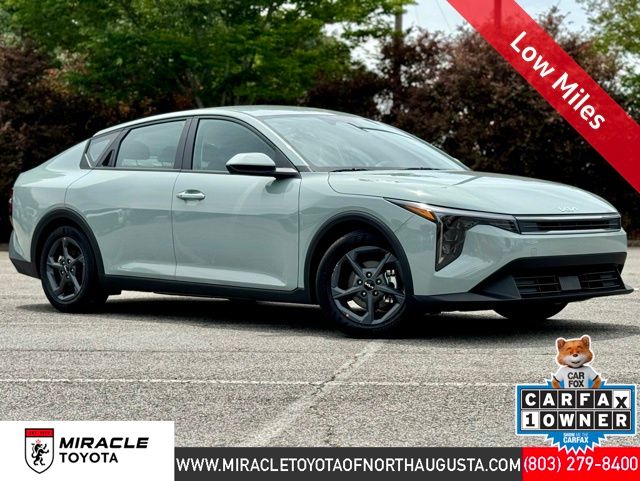 2026 Kia K4 LXS AT's photo