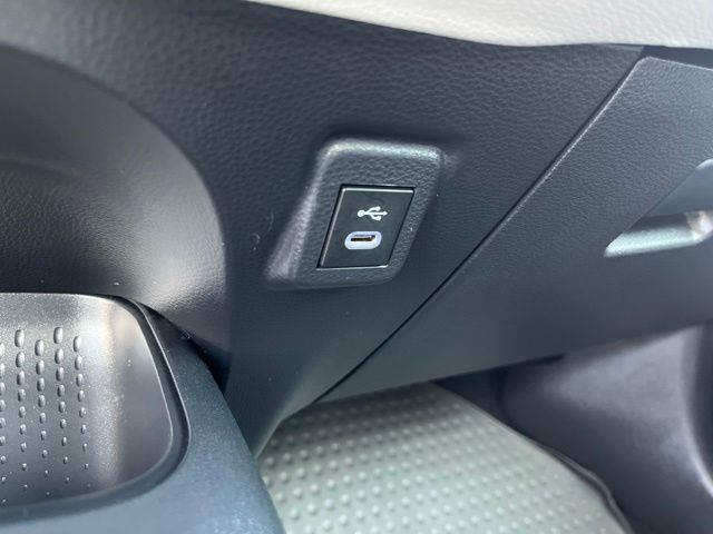 2024 Toyota Corolla LE - Photo 26