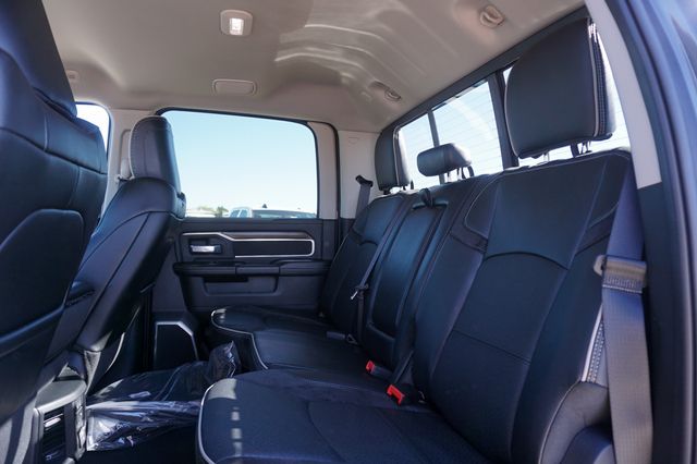2500 Crew Cab Laramie