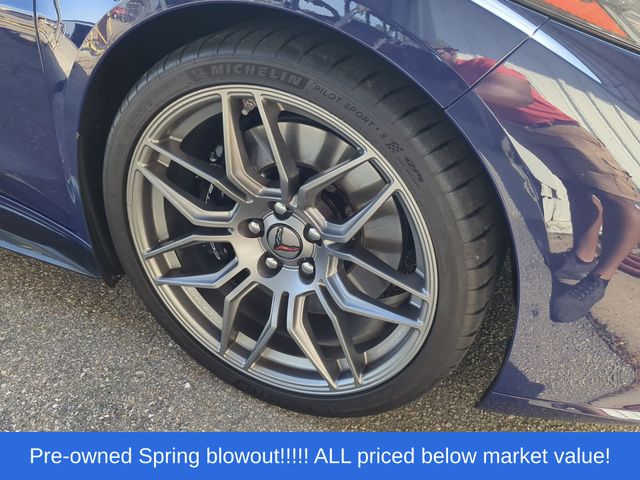 Used 2025 Purple Metallic Chevrolet Z06 image 14