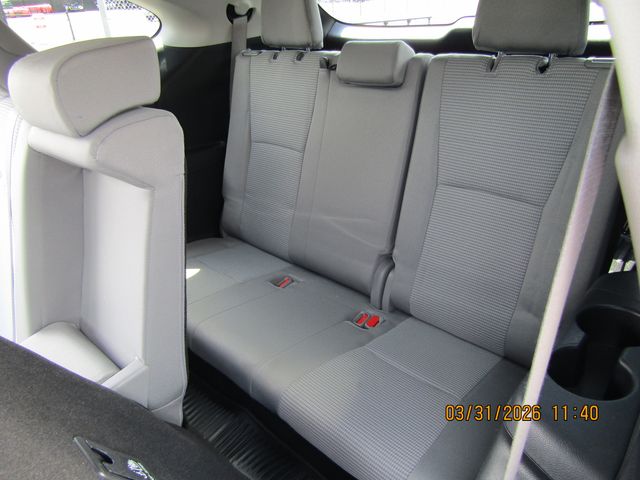 used 2022 Toyota Highlander car, priced at $29,499