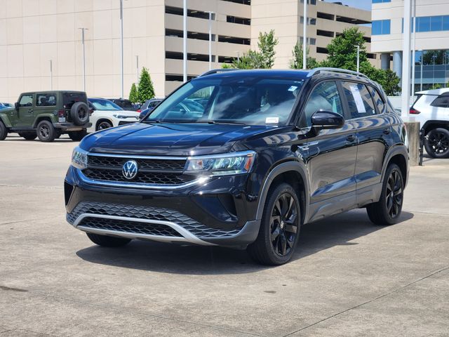 2023 Volkswagen Taos 1.5T SE Black at DeMontrond Auto Country