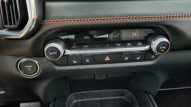 2025 Mazda CX-50 Hybrid