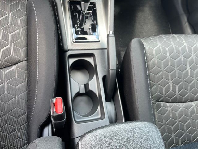 MitsubishiOutlander Sport22