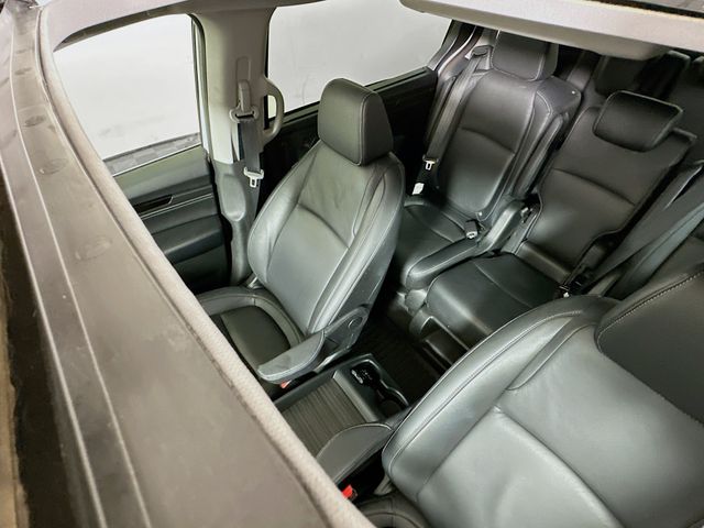 2023 Honda Odyssey Touring photo
