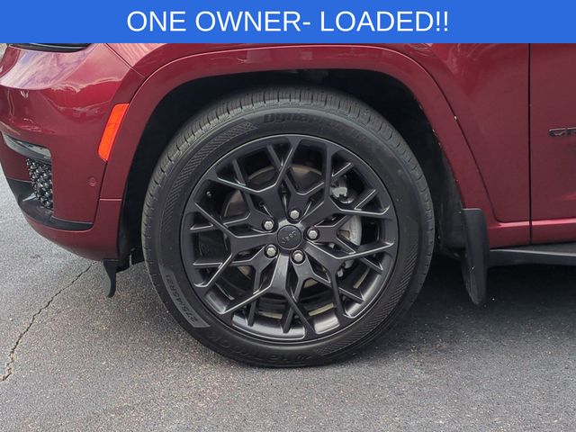Used 2024 Red Jeep Summit image 10