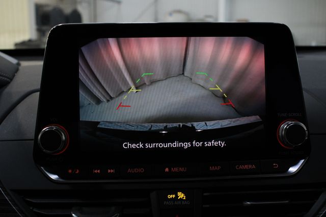 Used 2019 Black Nissan 2.5 SL image 4