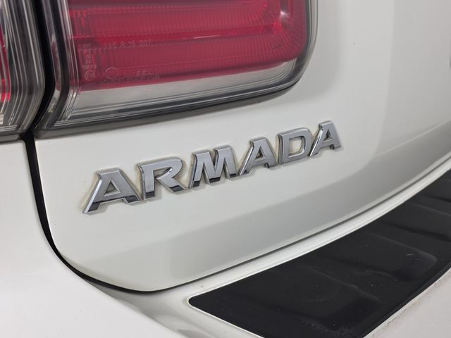 Used 2019 White Nissan Platinum image 12