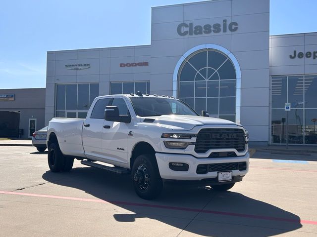 2026 RAM 3500 Big Horn Crew Cab LB DRW 4WD
