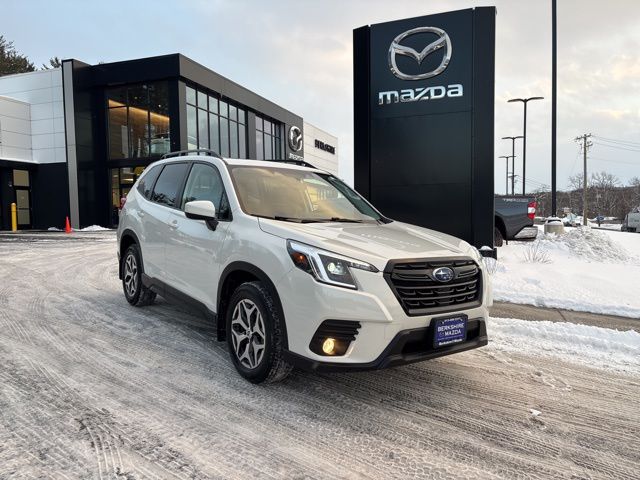 2023 Subaru Forester Premium
