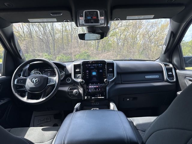 Used 2025 White Ram Big Horn/Lone Star image 12