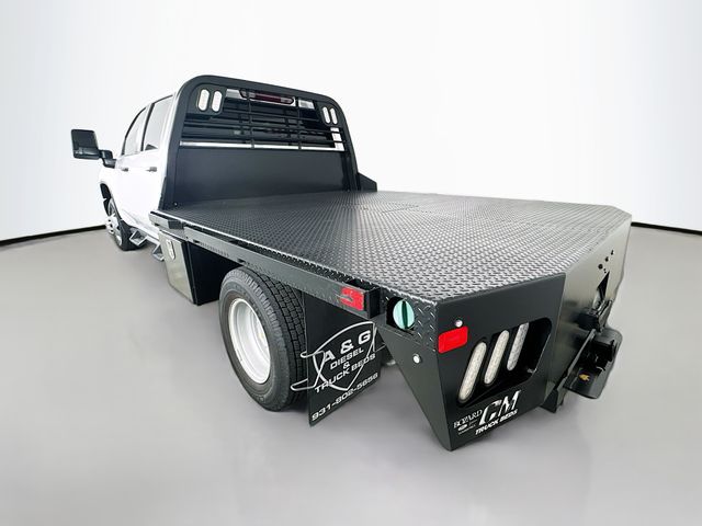 2024 Summit White Chevrolet Silverado 3500HD CC Work Truck 4X4 Truck