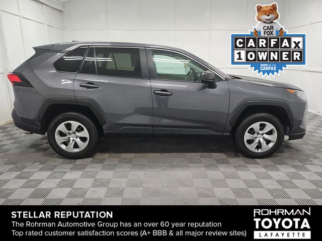 2022 Toyota RAV4 LE 7