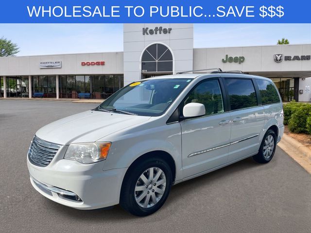 Bright White Clearcoat 2014 Chrysler Town & Country Minivan Front-Wheel Drive 6-Speed Automatic