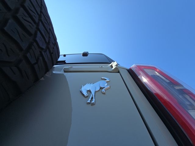 2024 Ford Bronco Badlands:B01908