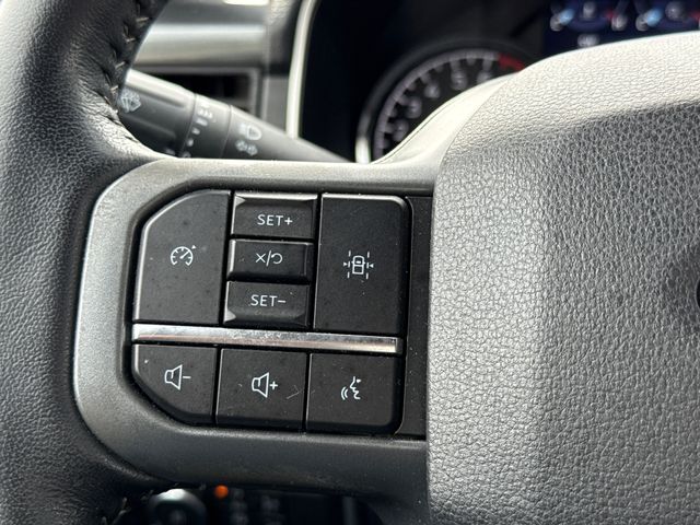 Used 2022 Red Ford XLT image 25