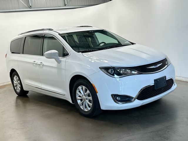 2019 Chrysler Pacifica Touring L White at Bob Ruth Ford