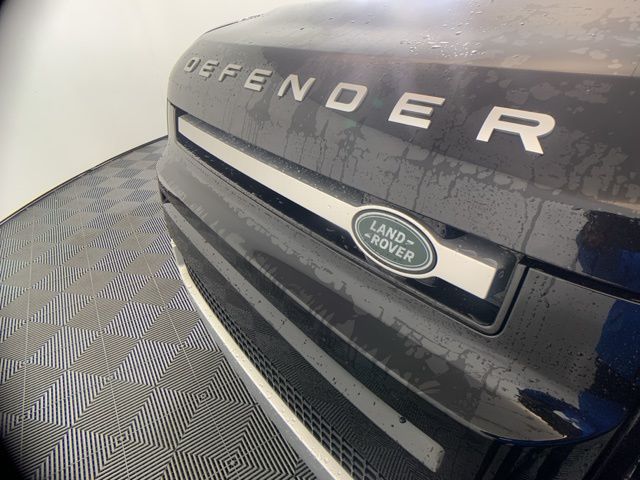 2022 Land Rover Defender 110 XS Edition 40