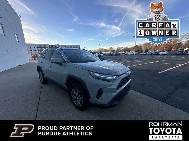 2022 Toyota RAV4 XLE 8