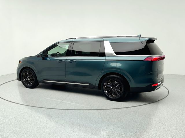 Used 2024 Kia Carnival Van