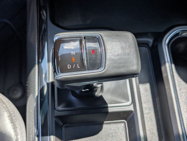 Certified Used 2025 White Chevrolet ZR2 image 22