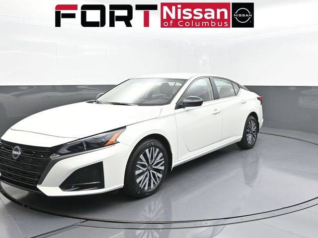 Pearl White Tricoat 2026 Nissan Altima 2.5 SV AWD Sedan All-Wheel Drive Continuously Variable Transmission