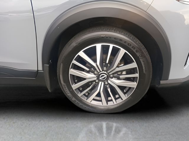 Used 2023 Nissan Kicks SUV