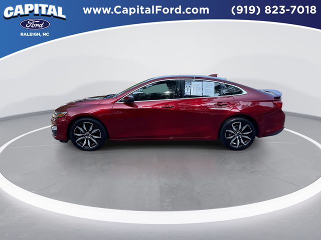 Used 2021 Red Chevrolet RS image 5