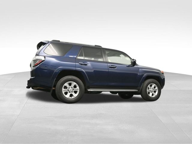 2022 Toyota 4Runner SR5 Premium 38