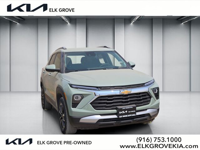 Green 2025 Chevrolet Trailblazer SUV / Crossover Four-Wheel Drive 9-Speed Automatic