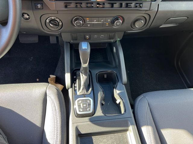 2026 Nissan Frontier SV - Photo 14