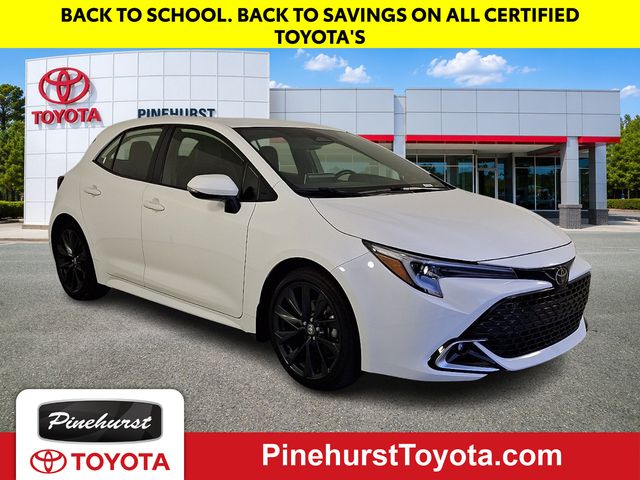White 2025 Toyota Corolla Hatchback Hatchback Front-Wheel Drive Continuously Variable Transmission
