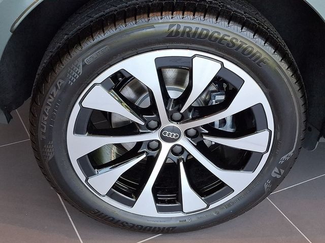 New 2026 Green Audi S line image 5