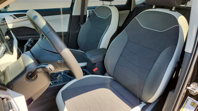 2025 Volkswagen Taos