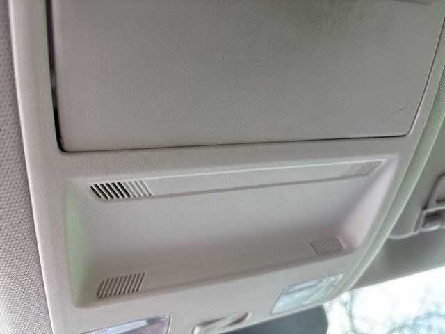 2022 Ford Escape Hybrid SE photo